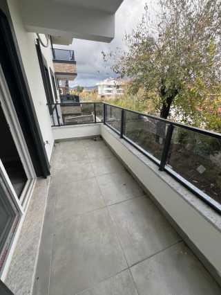 Dalaman Söğütlüçeşme’de Havuzlu Sitede Satılık 1+1 Daire