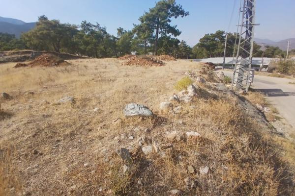 FETHİYE BOZYER’DE 827 m² SATILIK TARLA