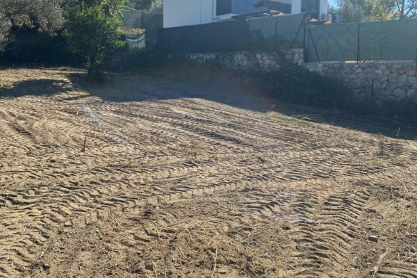 SEYDİKEMER SAHİL CEYLAN ‘DA SATILIK KÖYİÇİ İMARLI 814m² ARSA